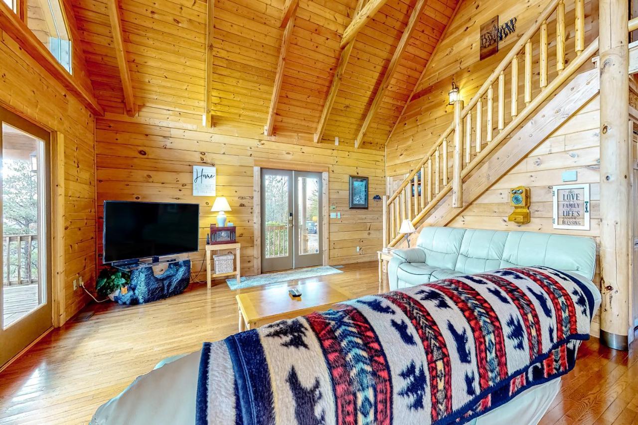 Lazy Bear Lodge Sevierville Exterior foto